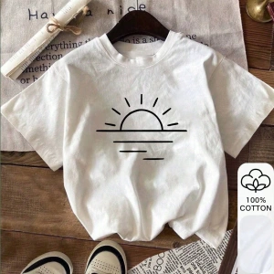 Yazlık Kadın Bol Tişört, Sun Lines Grafik Baskı, %100 Pamuklu Beyaz Kısa Kollu, Grafik Tişört