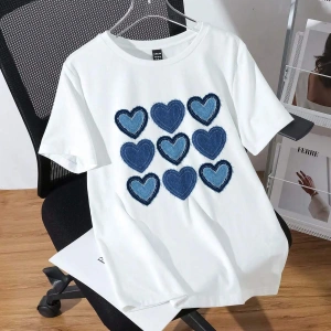 Yıldız Grafikli Yuvarlak Yaka Kısa Kollu Tişört