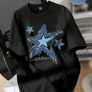 Yıldız Grafikli Yuvarlak Yaka Kısa Kollu Tişört