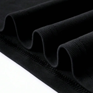 Yıldız Grafikli Yuvarlak Yaka Kısa Kollu Tişört