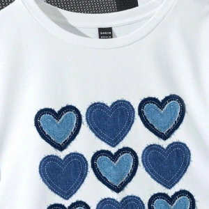 Yıldız Grafikli Yuvarlak Yaka Kısa Kollu Tişört