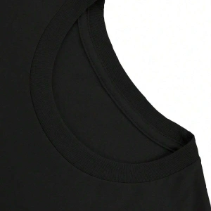 Yıldız Grafikli Yuvarlak Yaka Kısa Kollu Tişört