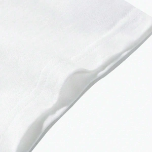 Yıldız Grafikli Yuvarlak Yaka Kısa Kollu Tişört