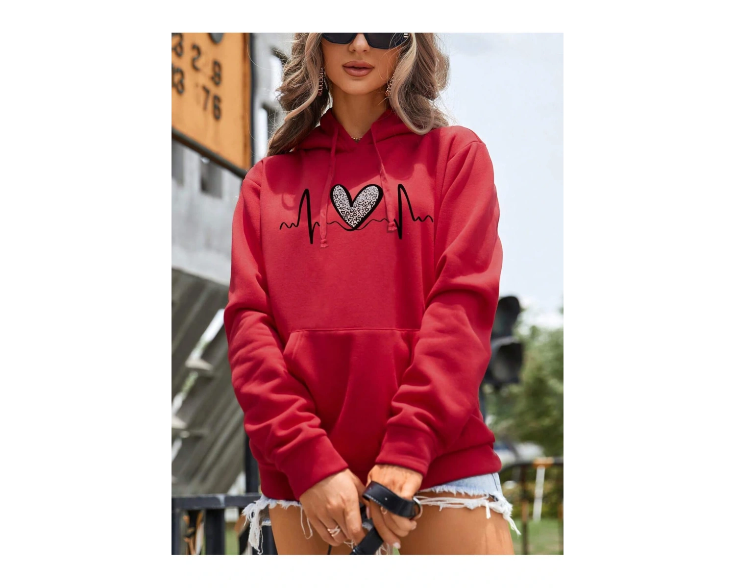 . Essnce Heart Print Kangaroo Pocket Drawstring Lined Hoodie Kırmızı