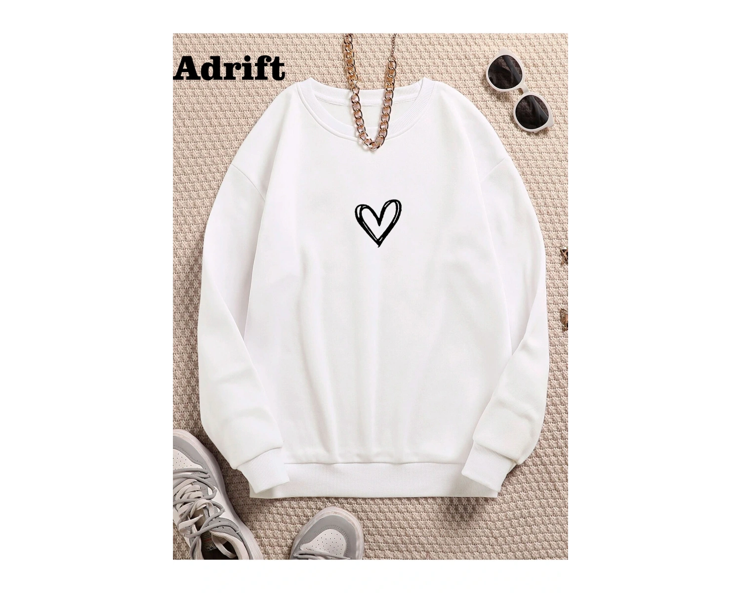 Adrif Minimal Kalp Renkli Oversize Bisiklet Yaka Pamuklu Sweatshirt Beyaz