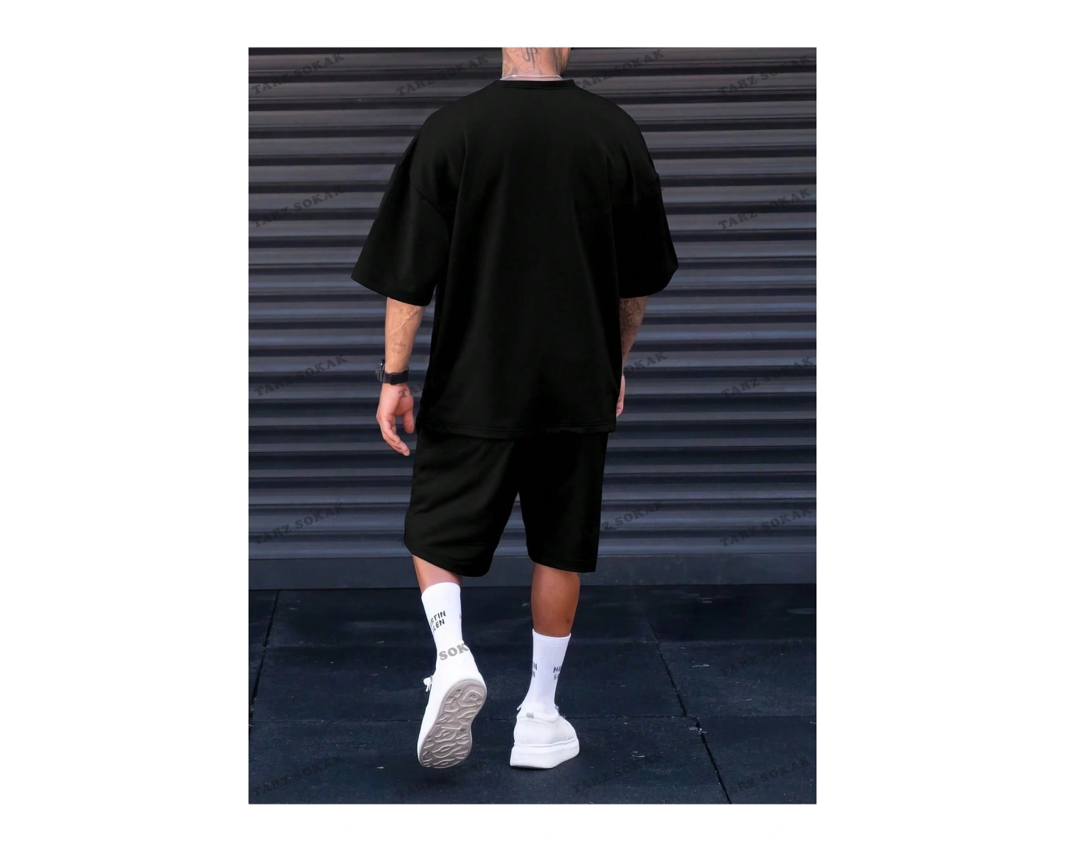 ALT/ÜST T-SHİRT VE ŞORT TAKIMI  KOD ALT175