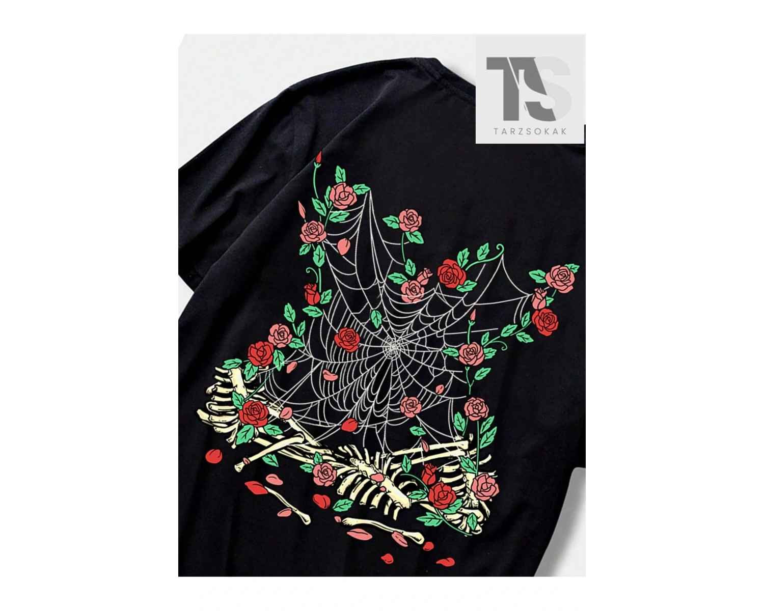 Anime Erkek Figürü ve Japon Harf Grafikli Tişört