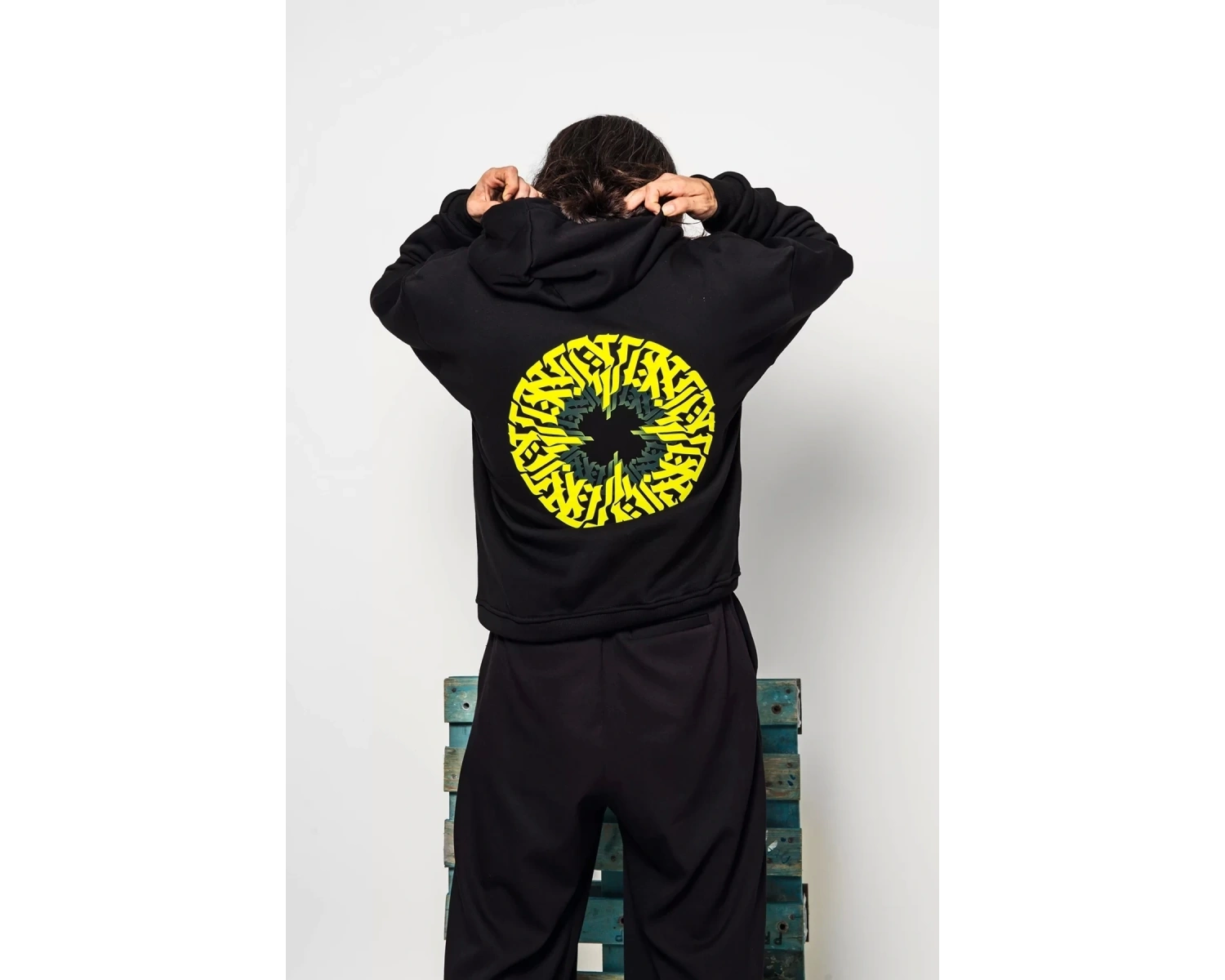 Arabic Font Sarı Baskılı Oversize Unisex Premium Siyah