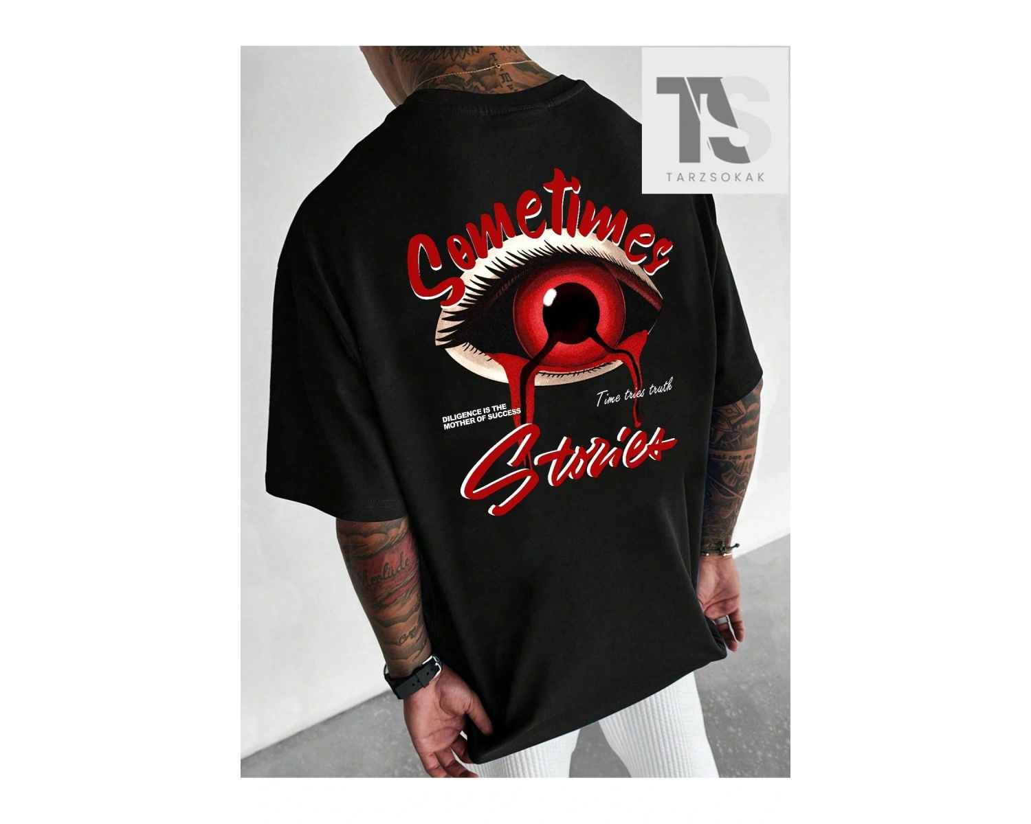 Arkası Göz Desenli Kısa Kollu Erkek Tişört