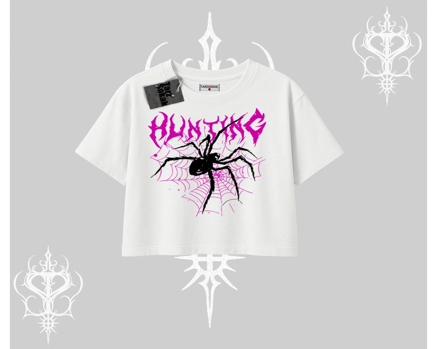 Beyaz Crop Tişört Autumn Spider