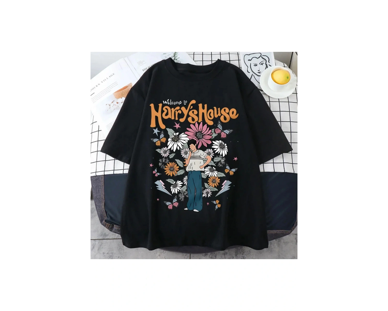 Beyaz Harrys House Yaz Manga Grafik Tee Yumuşak Özgünlük Dilim Yaşam Birey