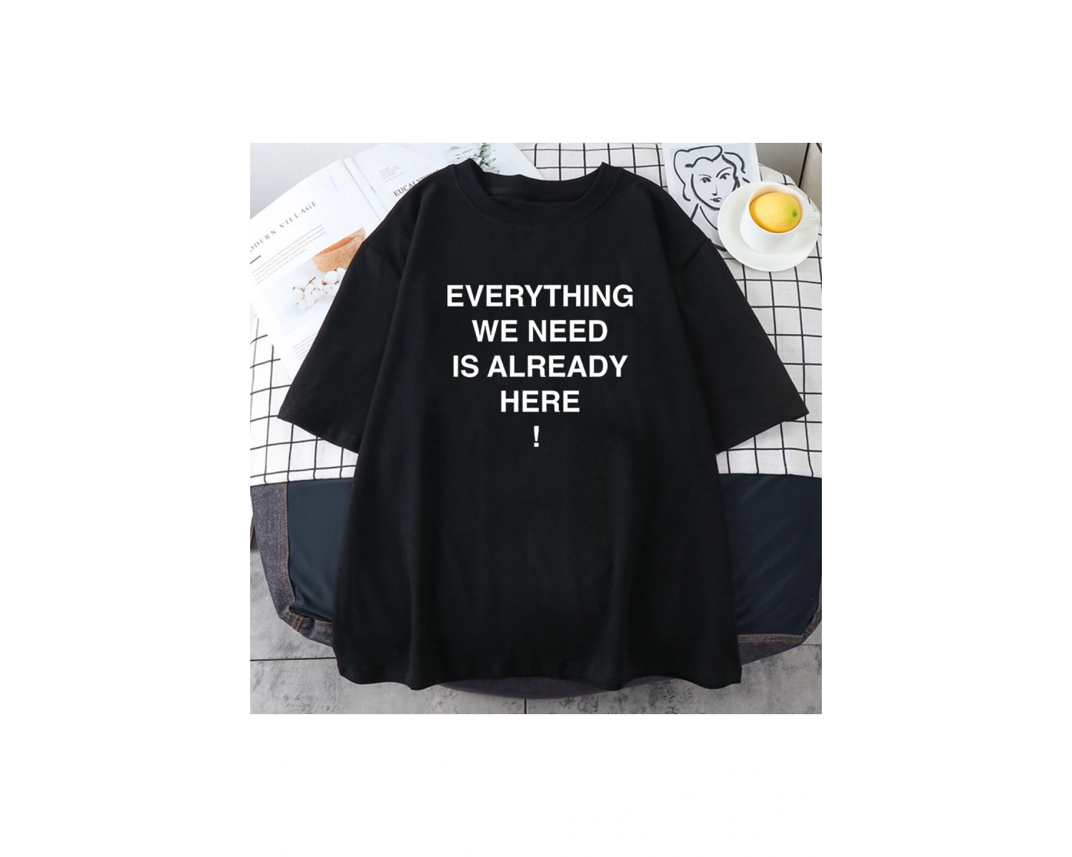 Beyaz İhtiyacımız olan her şey zaten burada Porter Robinson Tees yaz tişö