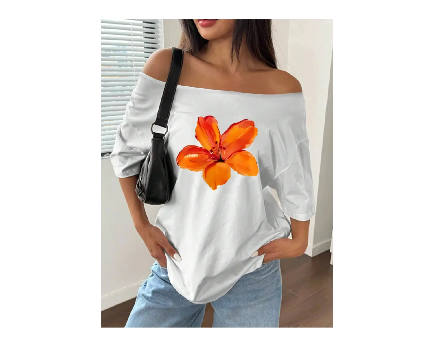 Beyaz Kadın Düşük Omuz Kayık Yaka Baskılı