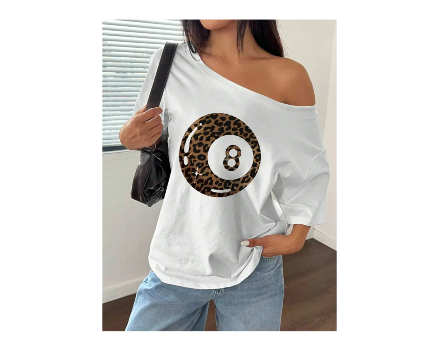 Beyaz Kadın Düşük Omuz Kayık Yaka Baskılı