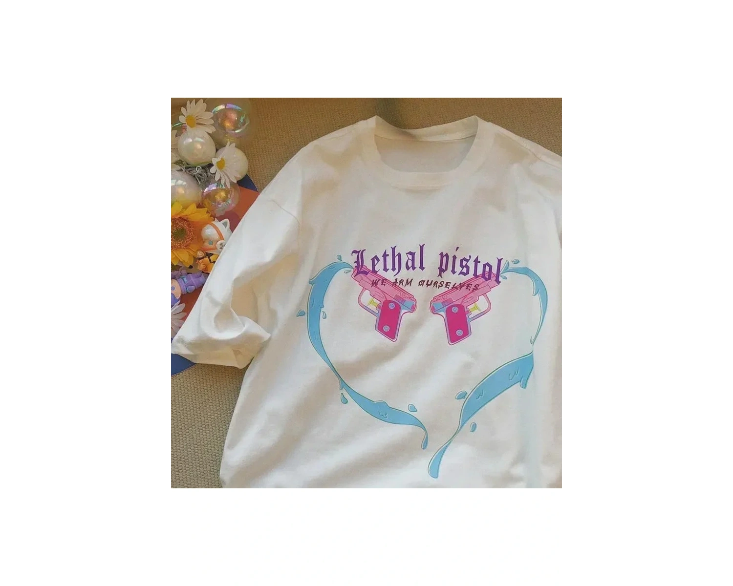 Beyaz Karikatür Baskı Yaz Sevimli Kalp şeklinde Desen Harajuku