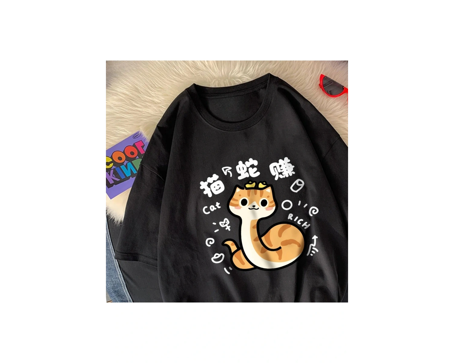 Beyaz Kedi ve Yılan an Karikatür Baskı Yumuşak O-Boyun Yaz Giys