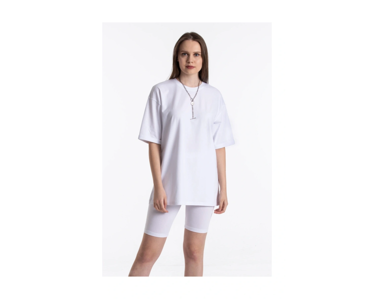 Beyaz Renkli, Düz, Kısa Kollu Boyfriend T-shirt Ve Biker Tayt Takım