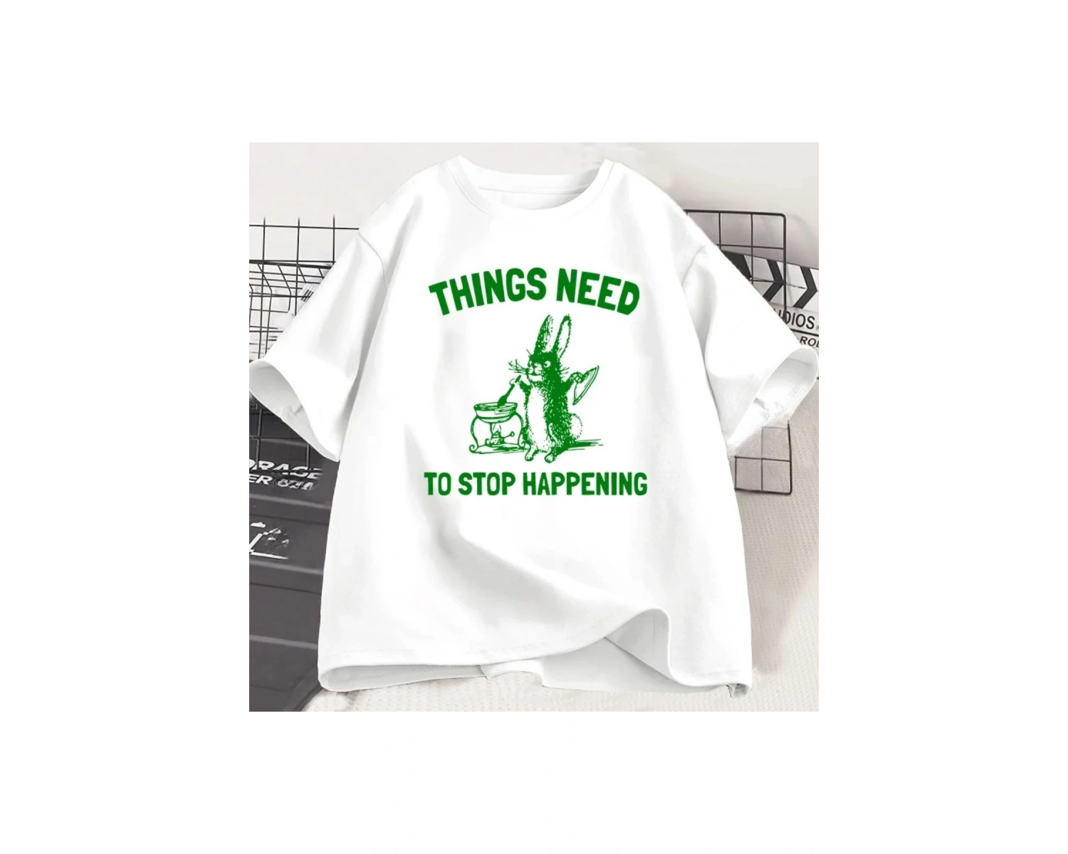 Beyaz Şeyler Durdurması Gerekiyor Komik Meme Trend Tavşan Unisex Grafik