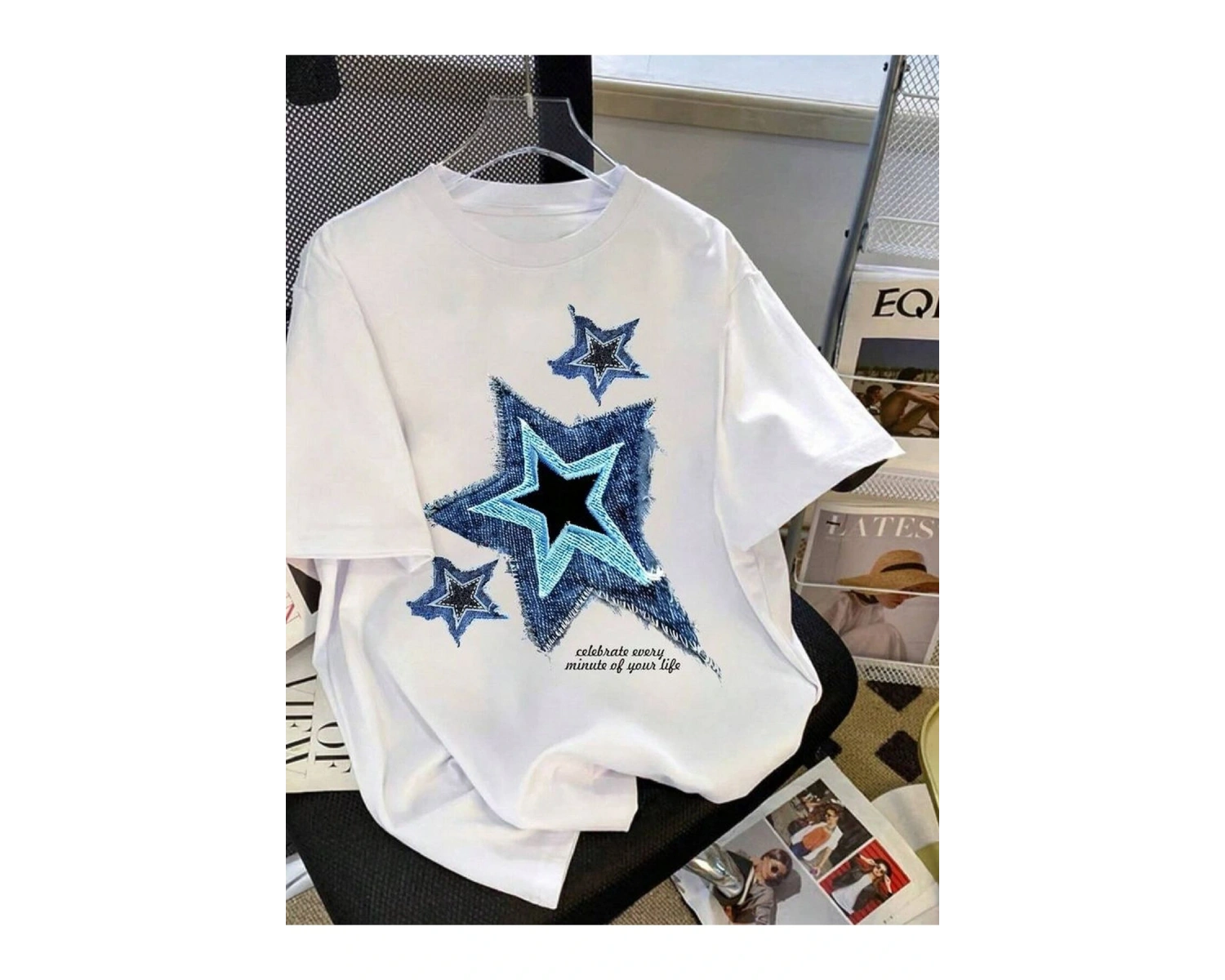 BEYAZ T SHIRT YILDIZ DESENLİ