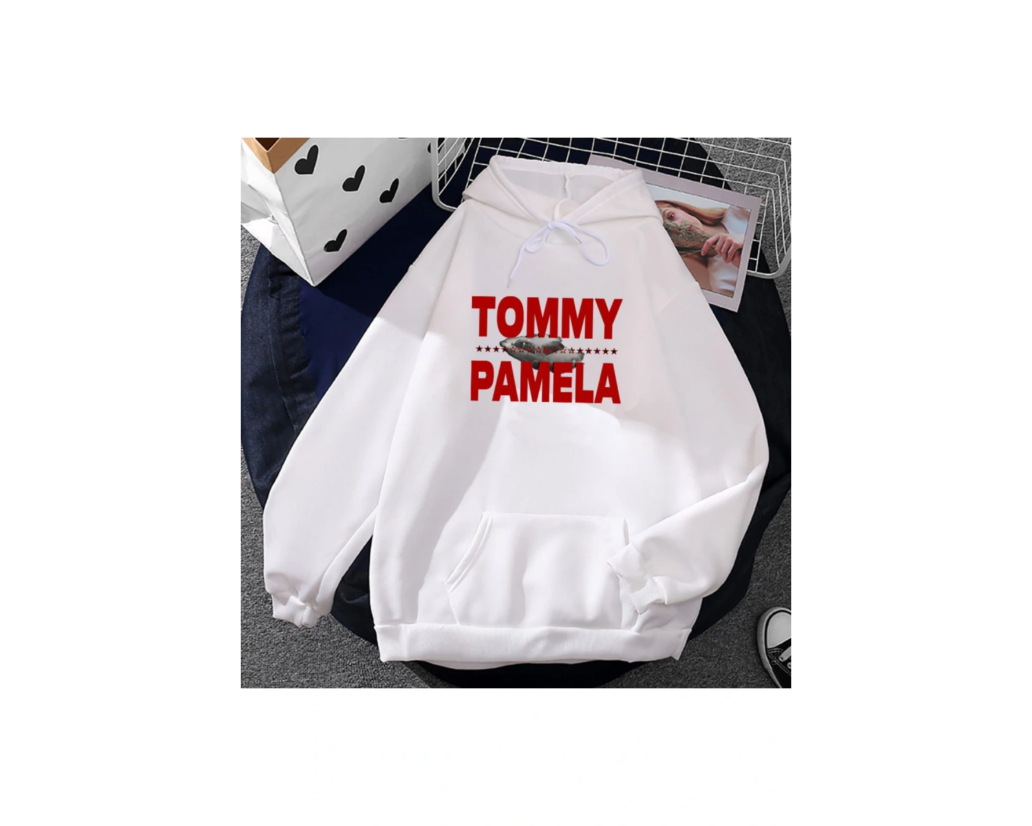 Beyaz Unisex 2024Şarkı TOMMY ve PAMELA Kapüşonlular Peso Pluma Kenia Os Grafik Kapşonlu