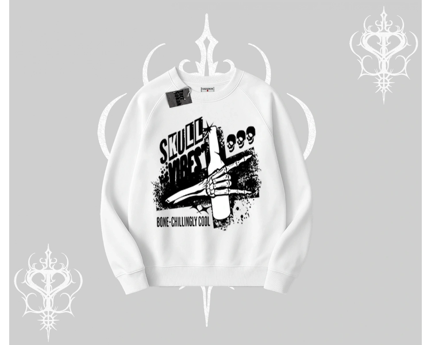 Biskilet Sweatshirt Skull Impact Bone Chilling Street Icon