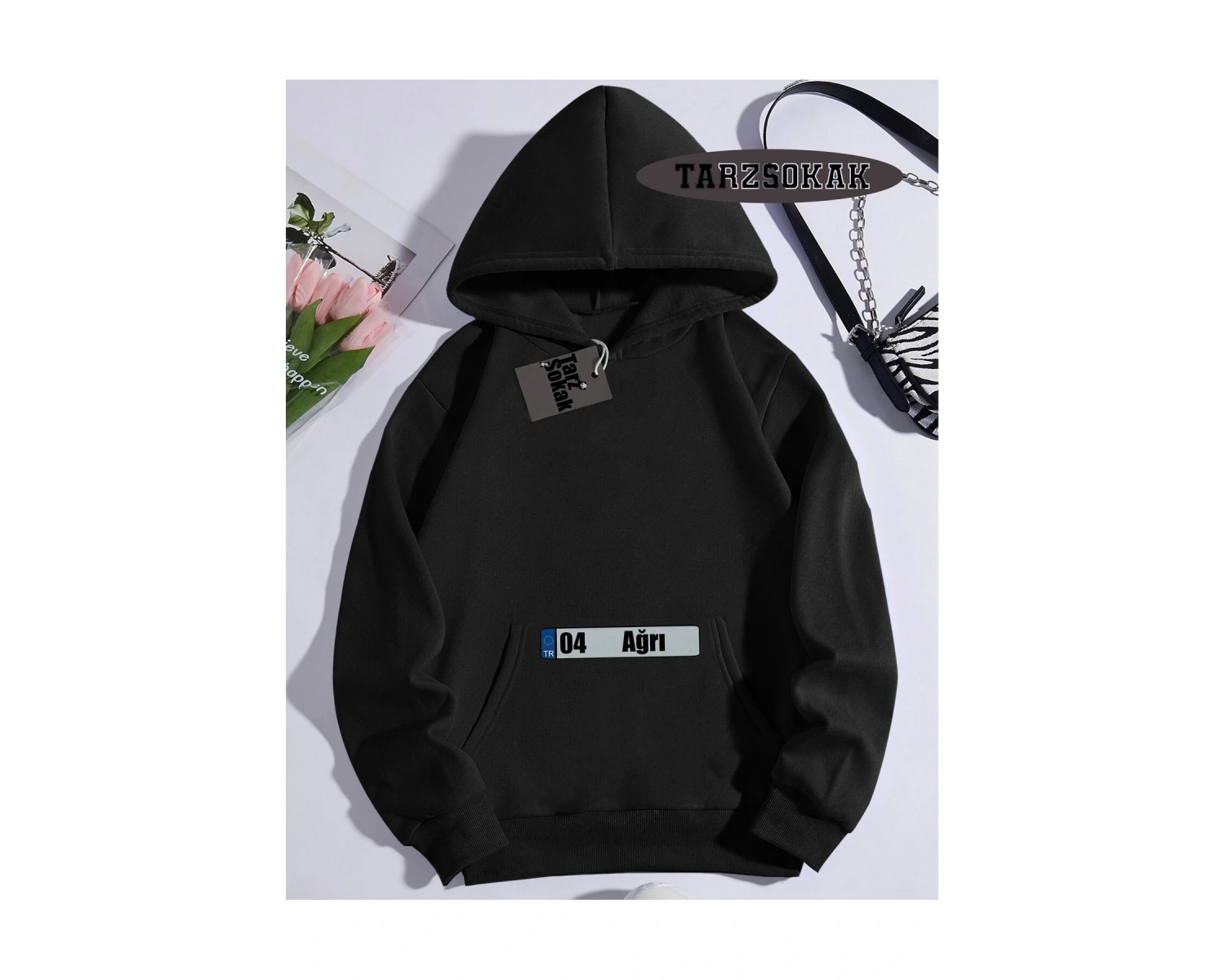 Biskilet Yaka Sweatshirt Beyaz 04 Ağrı Özel Tasarım Plaka Detaylı