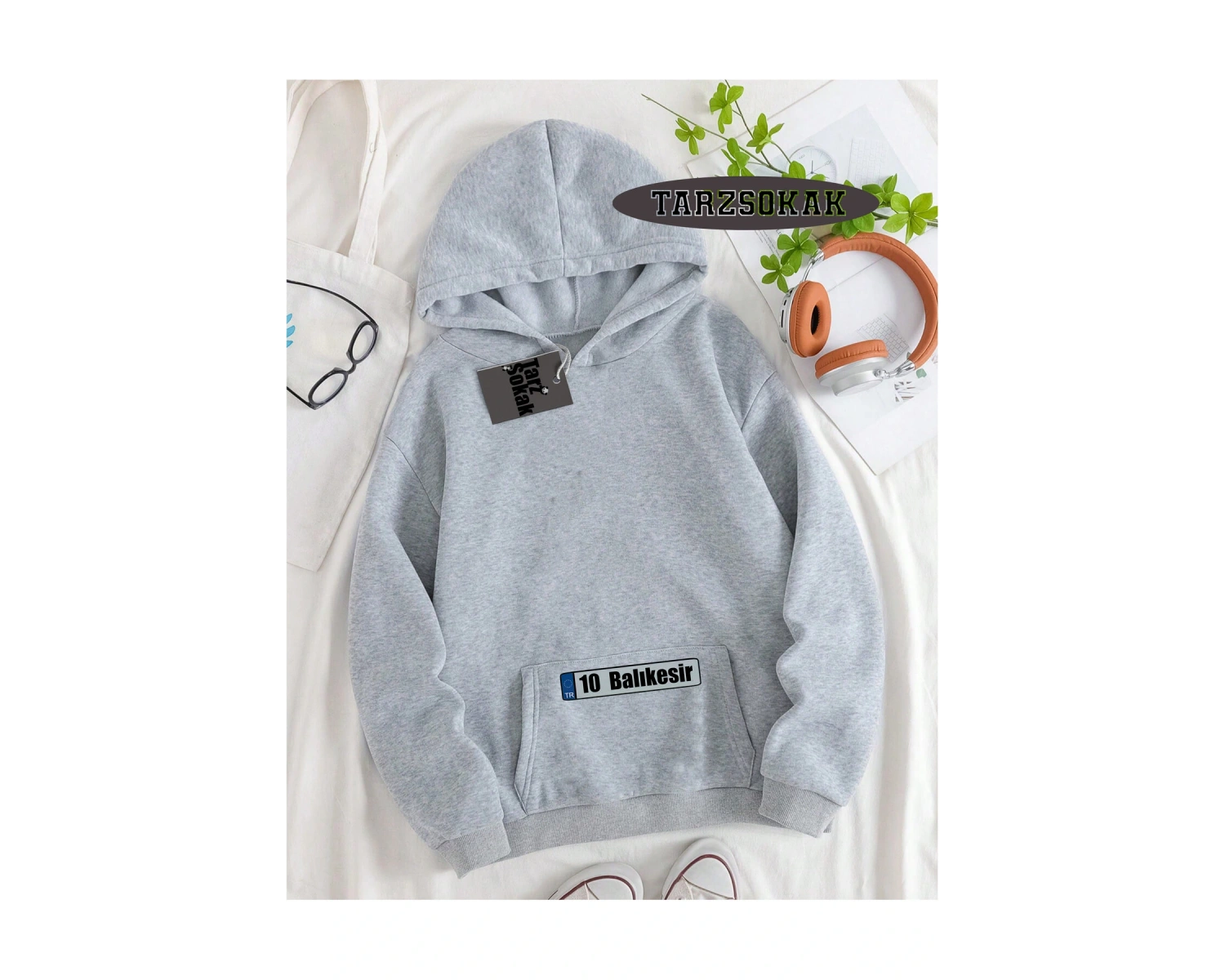 Biskilet Yaka Sweatshirt Beyaz 10 Balıkesir Özel Tasarım Plaka Detaylı