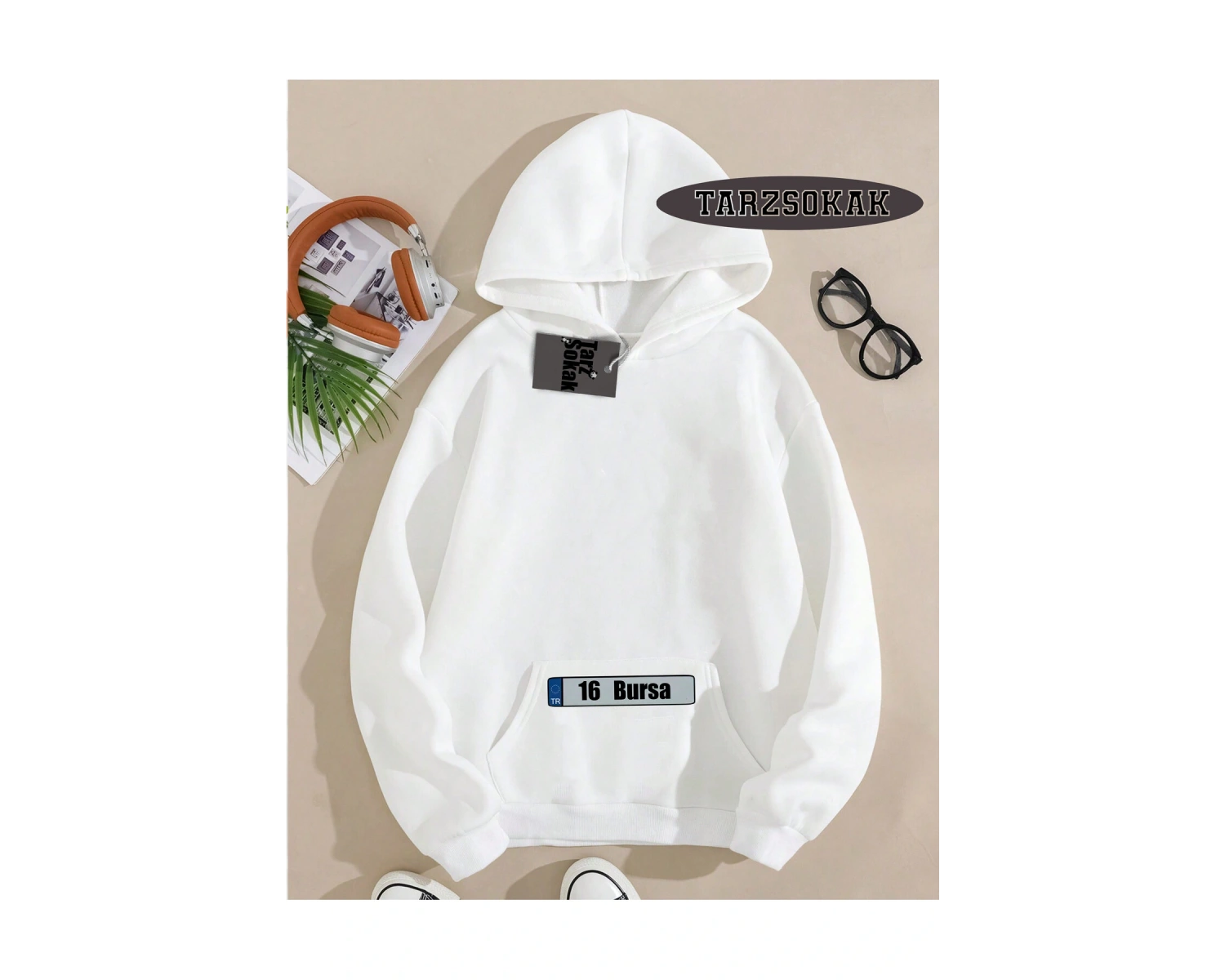 Biskilet Yaka Sweatshirt Beyaz 16 Bursa Özel Tasarım Plaka Detaylı