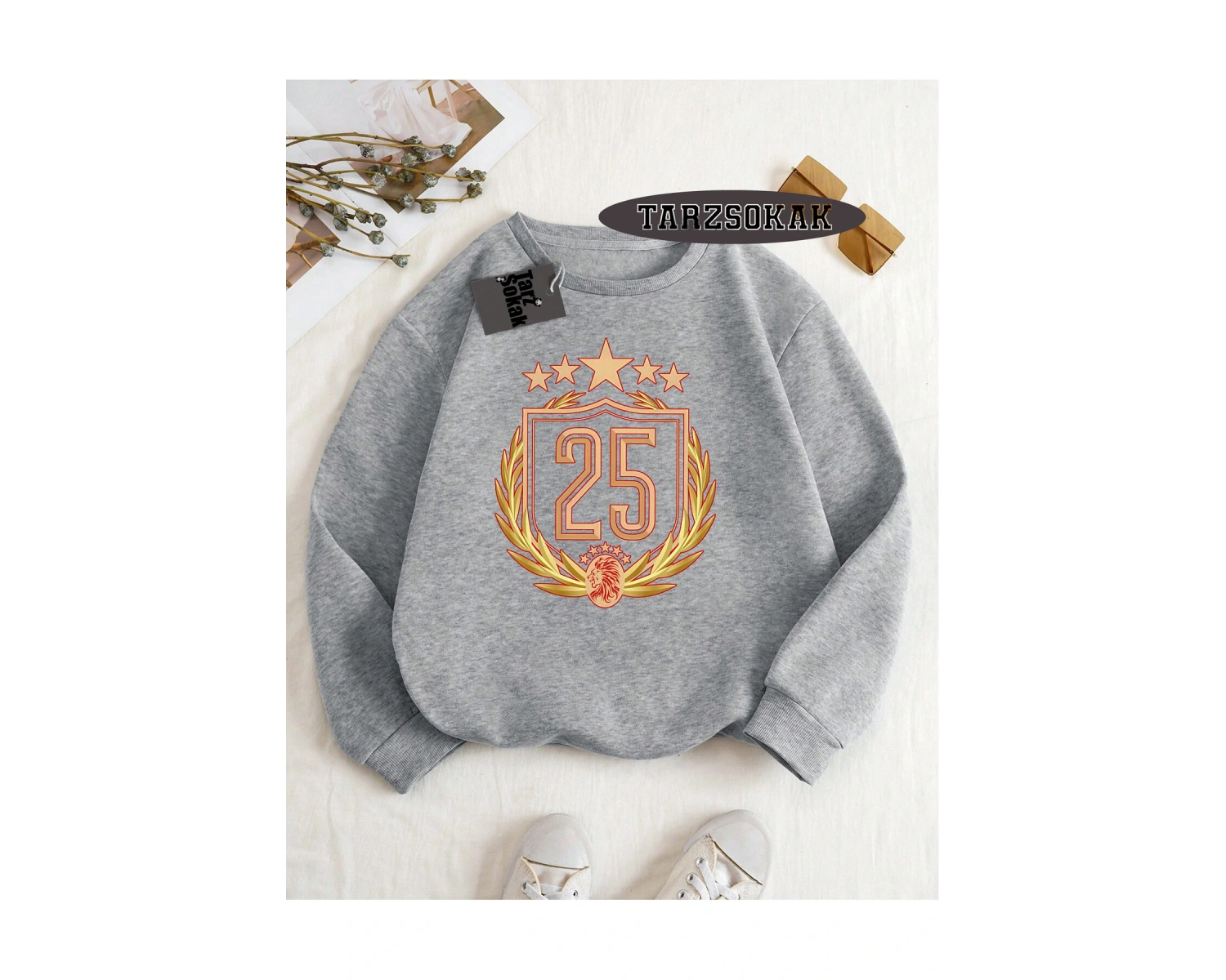 Biskilet Yaka Sweatshirt Beyaz 5 KUPALI 5 Yıldızlı Özel Tasarım