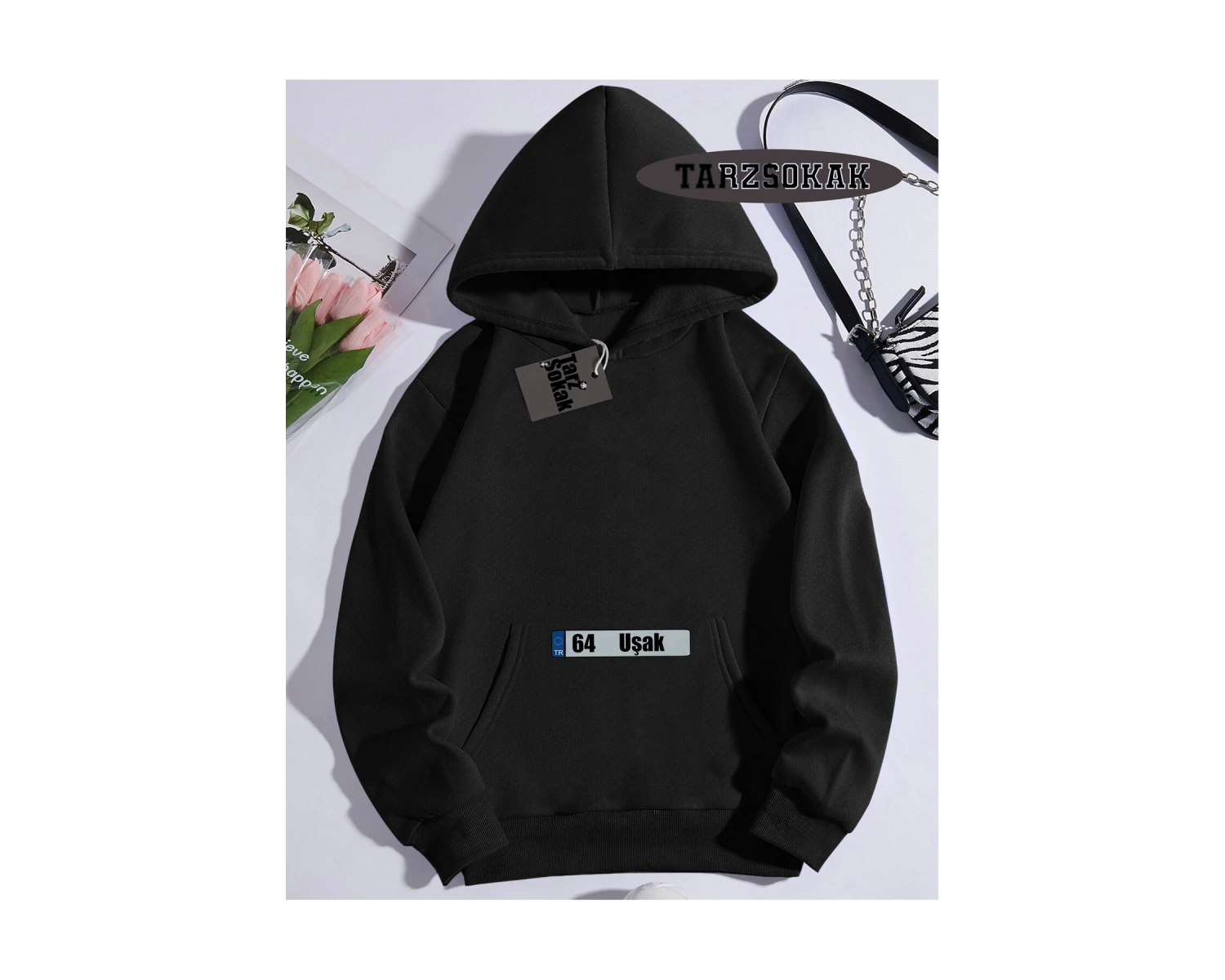 Biskilet Yaka Sweatshirt Beyaz 64 Uşak Özel Tasarım Plaka Detaylı