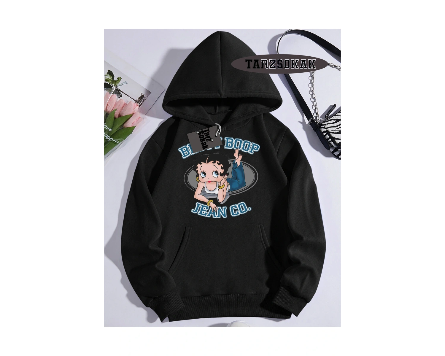 Biskilet Yaka Sweatshirt Beyaz Betty Boop Özel Tasarım