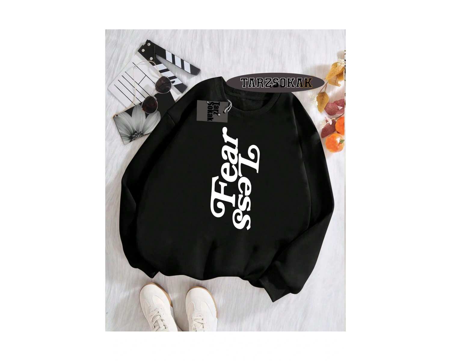 Biskilet Yaka Sweatshirt Beyaz Fear Less Özel Tasarım