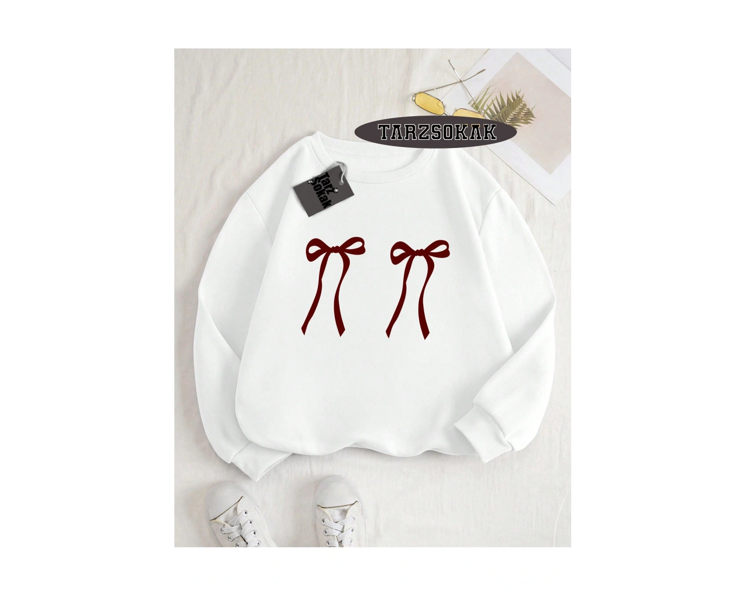 Biskilet Yaka Sweatshirt Beyaz Kurdela Özel Tasarım