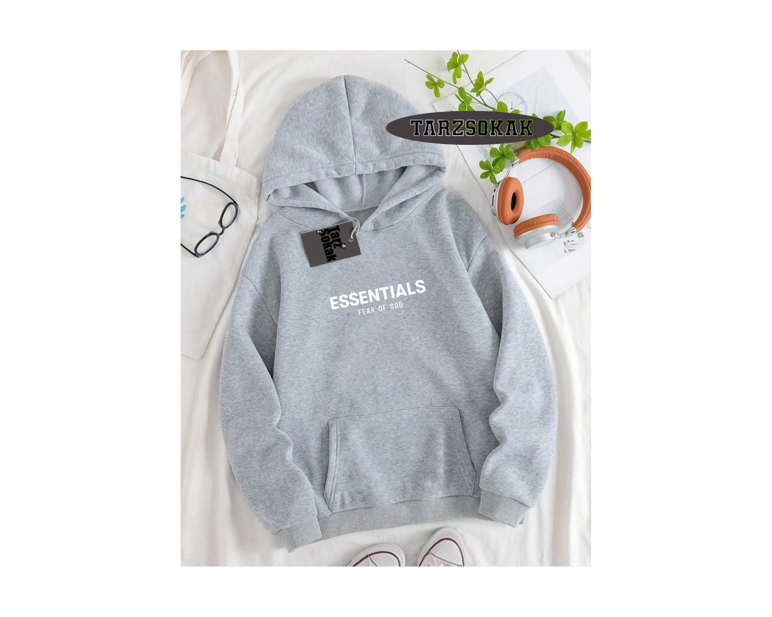Biskilet Yaka Sweatshirt Beyaz M HARFİ İSME Özel Tasarım