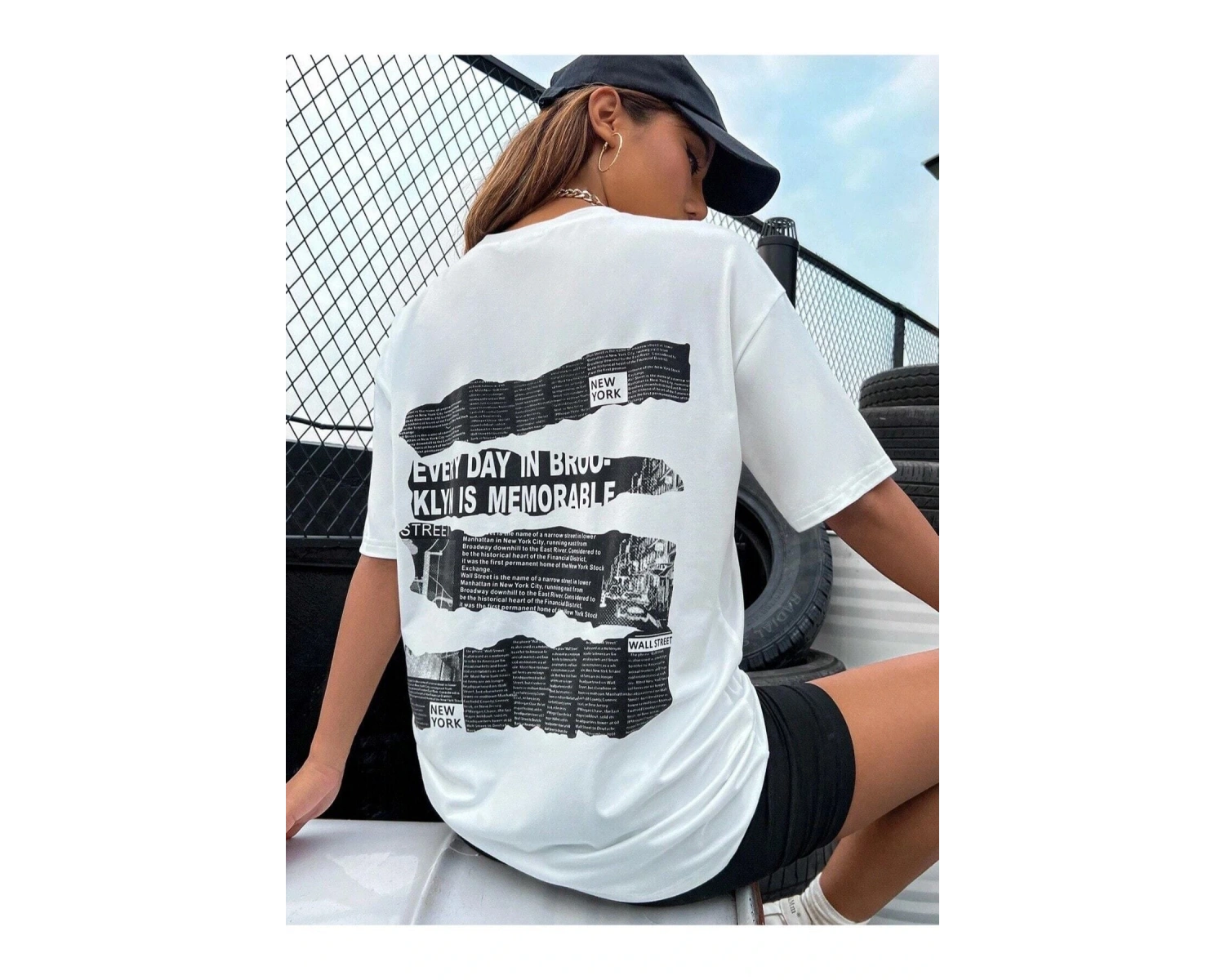 Brooklyn Slogan Baskılı Gazete Desenli Oversize