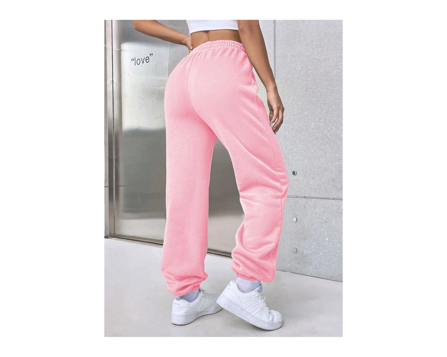 Butterfly & Letter Graphic 4 Mevsim Eşofman