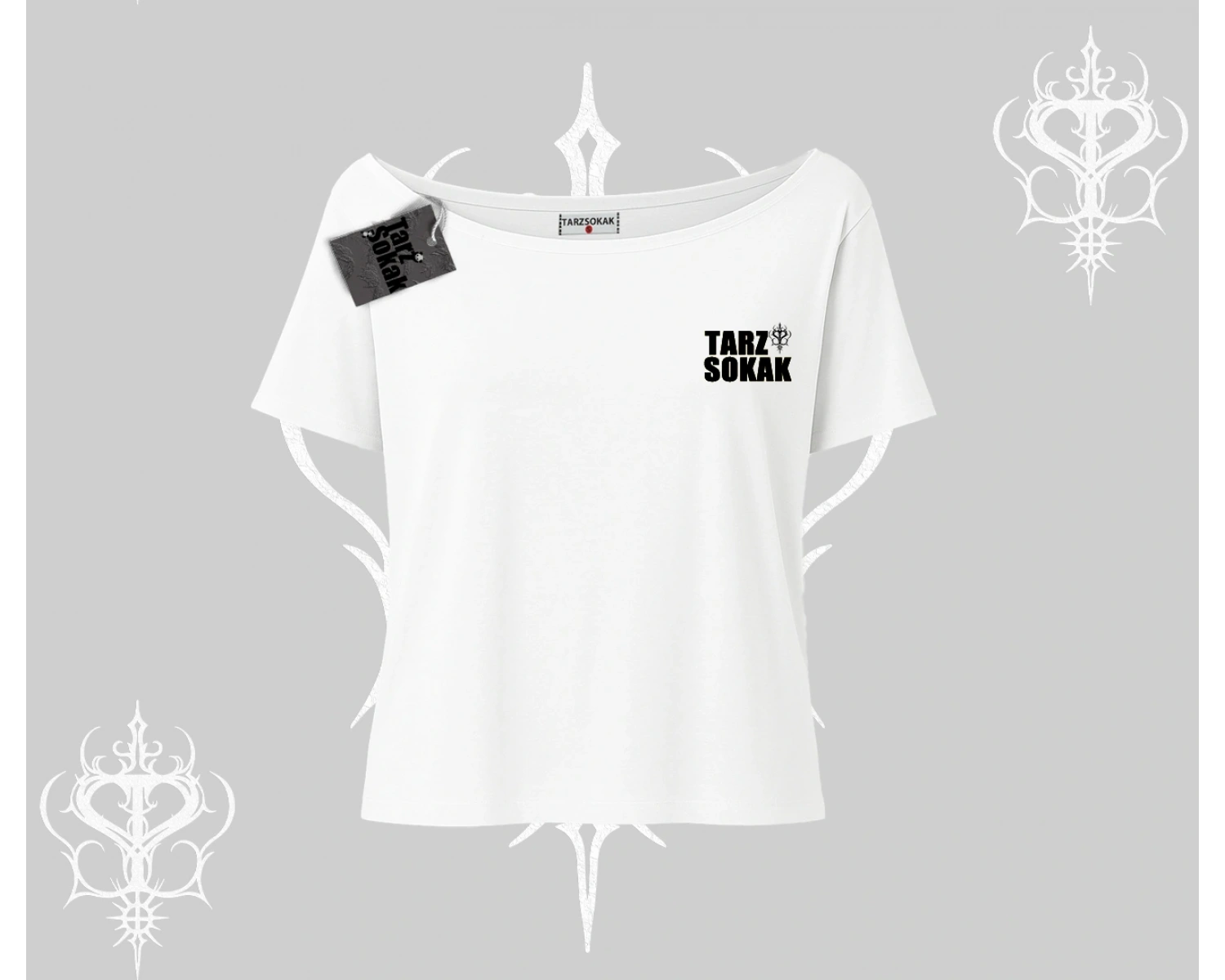 Cafe - Butik - Galeri vb işyerlerine  Kadın KAYIK YAKA T-shirt