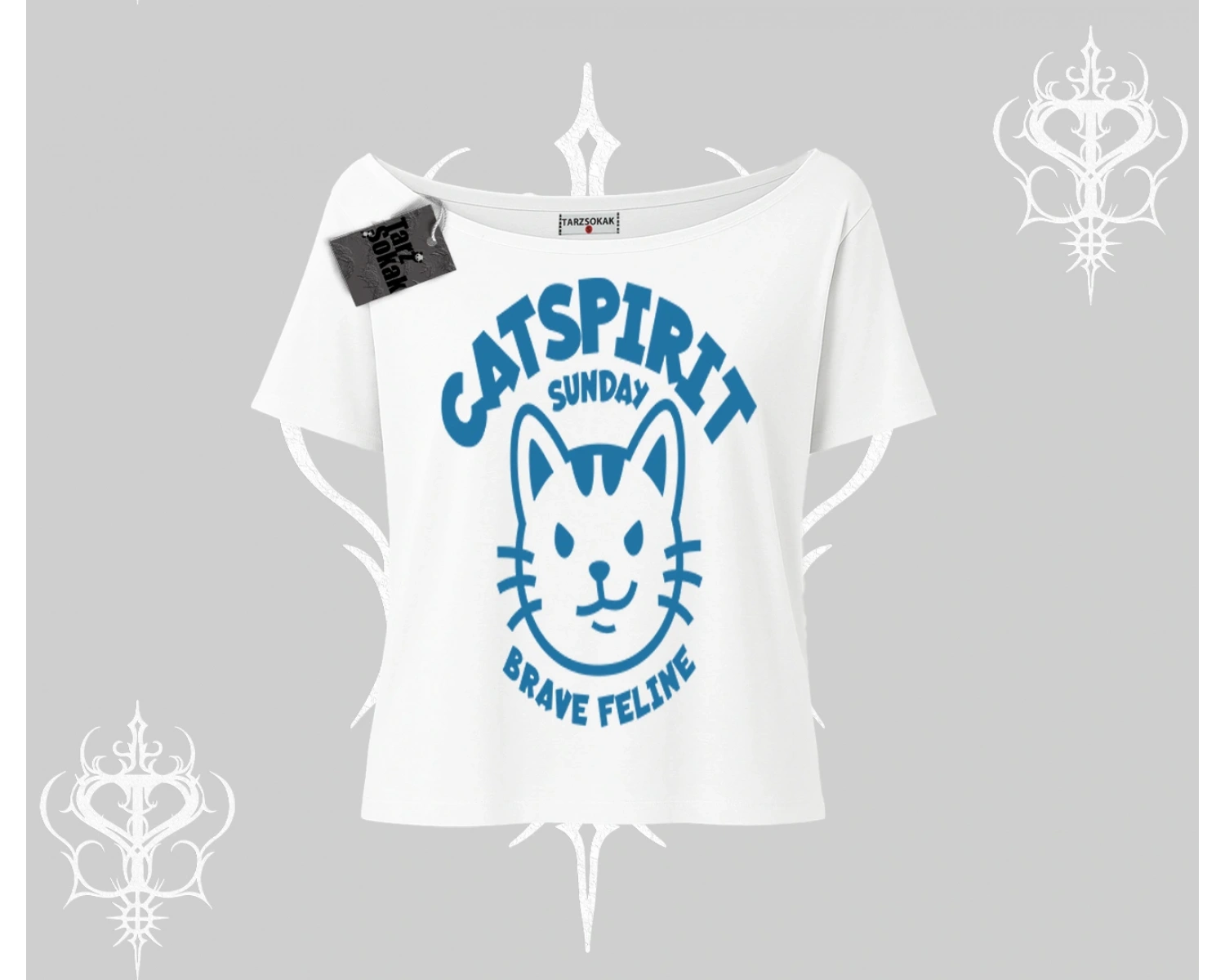 Catspirit Sunday Brave Feline Yazılı Kedi Baskılı Kayık Yaka Tshirt