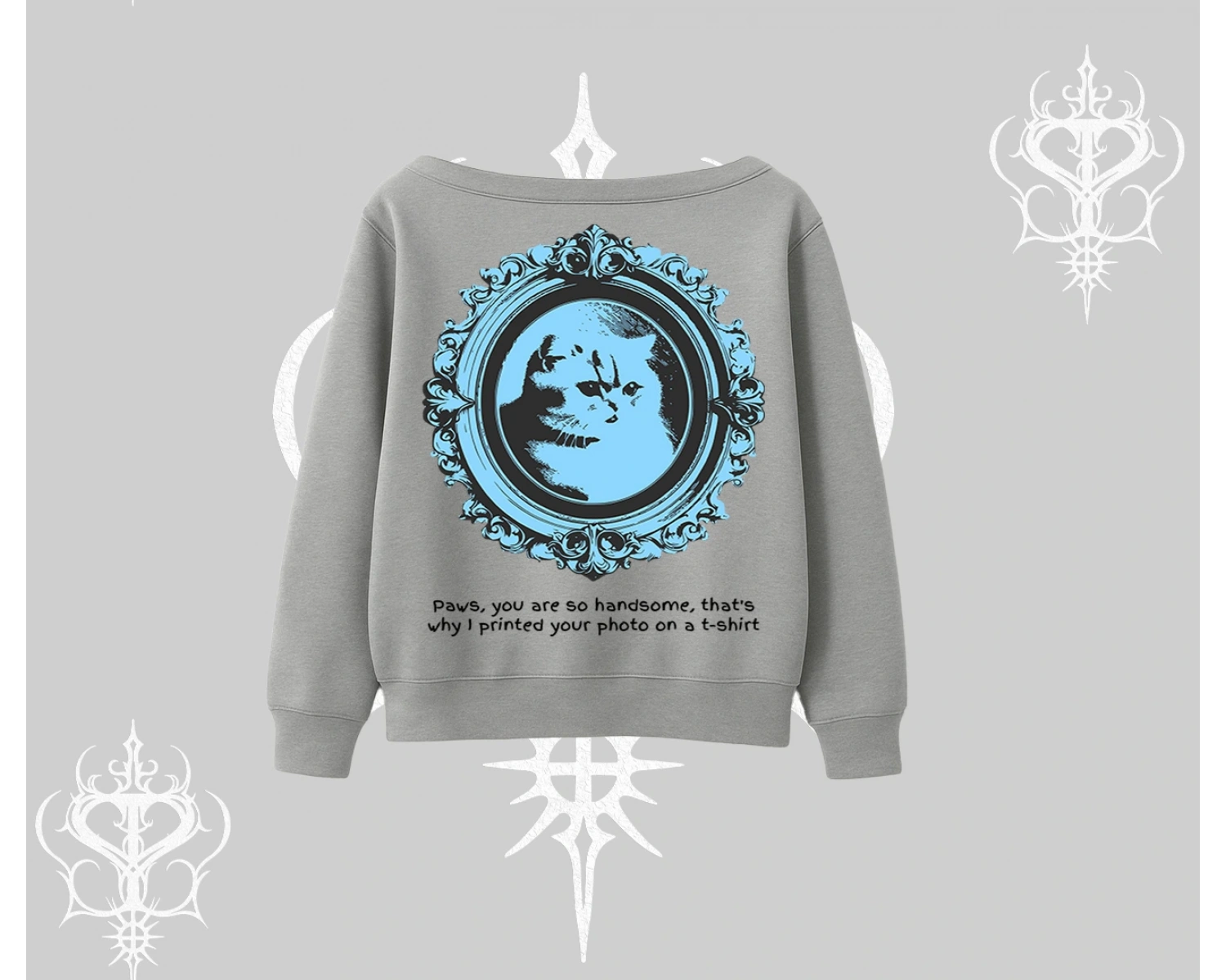 Çerçeveli Kedi Baskılı Kayık Yaka Sweatshirt