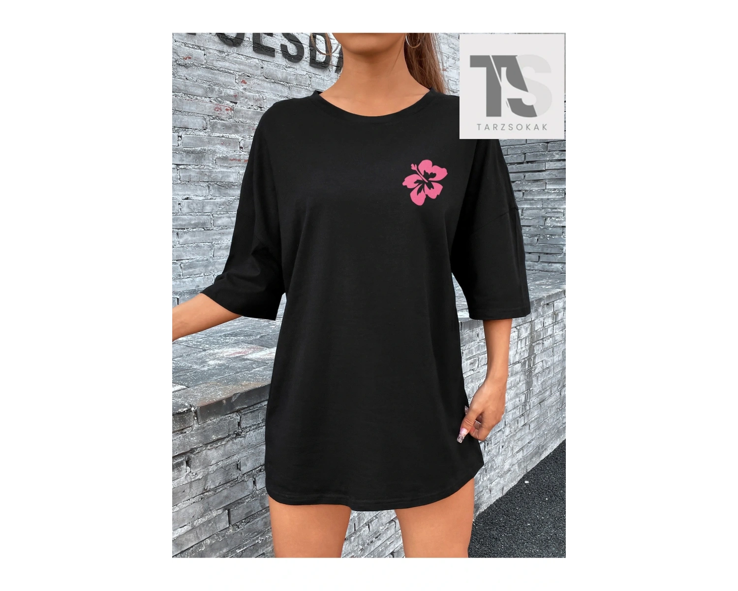 Çiçek Ve Harf Grafik Düşük Omuz Oversize Tişört