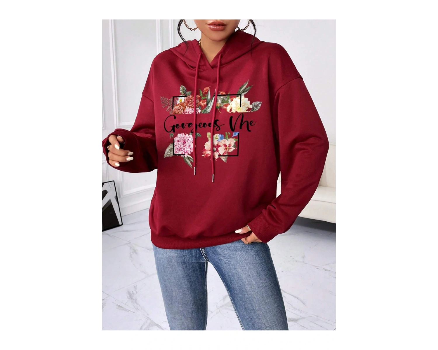 Çiçek ve Slogan Grafikli Düşük Omuzlu İpli Kapüşonlu Üst Bordo