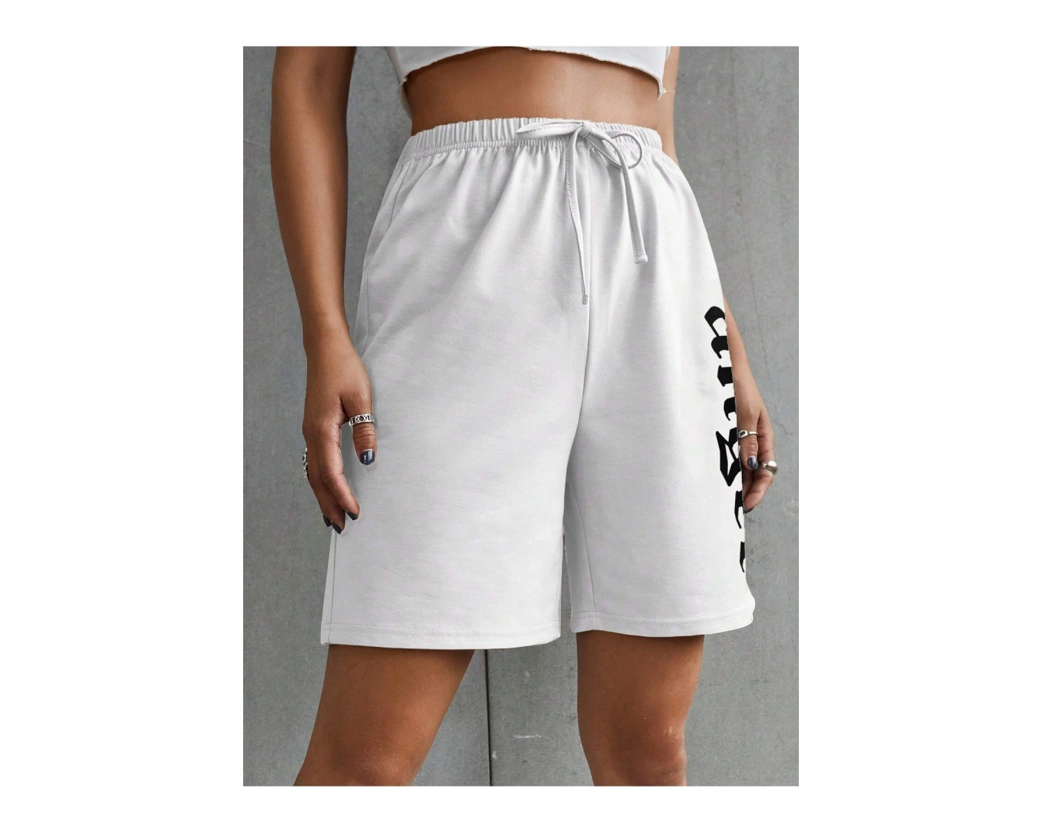 Coolane Letter Graphic Knot Front Track Şort