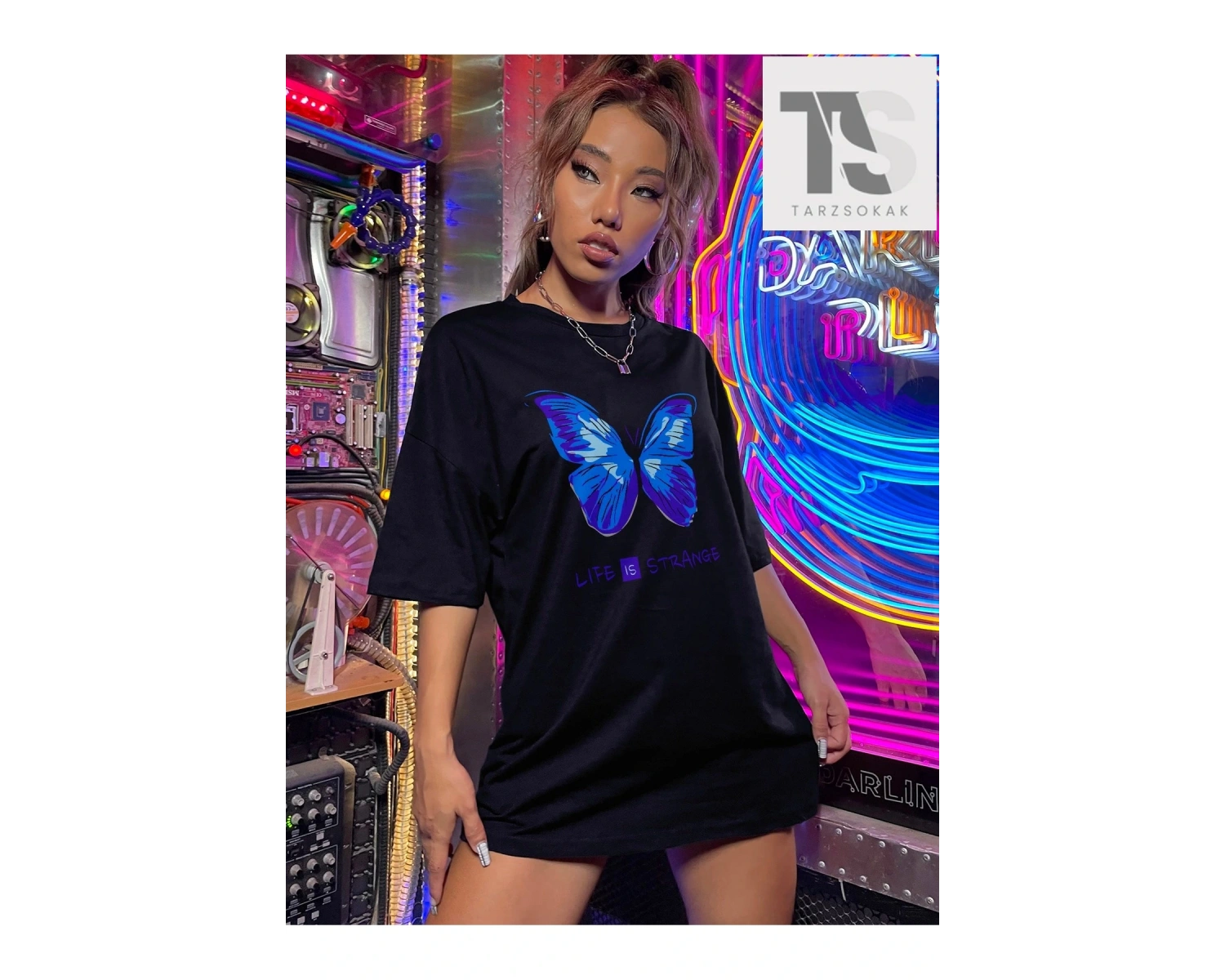 Coolane Sloganlı ve Kelebek Baskılı Düşük Omuzlu Tişört