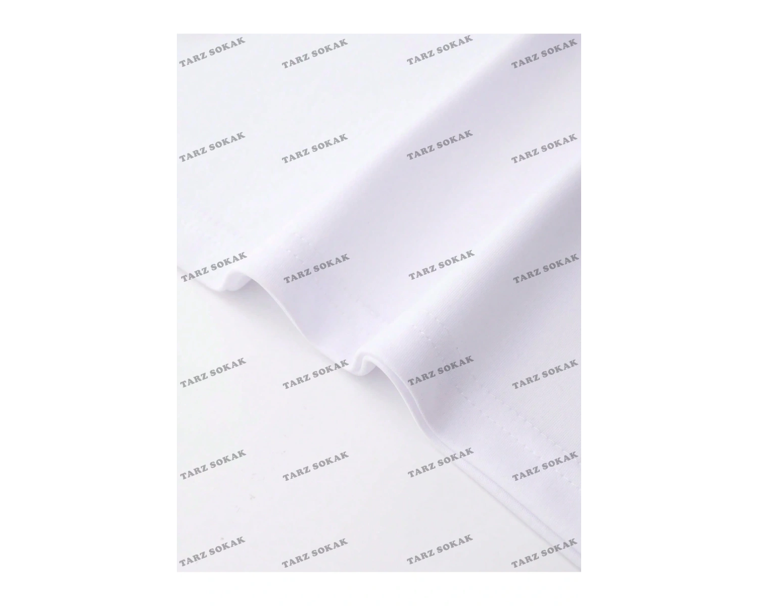 Crop CKOD-232913 Eyfel Kulesi ve Mektup Grafikli