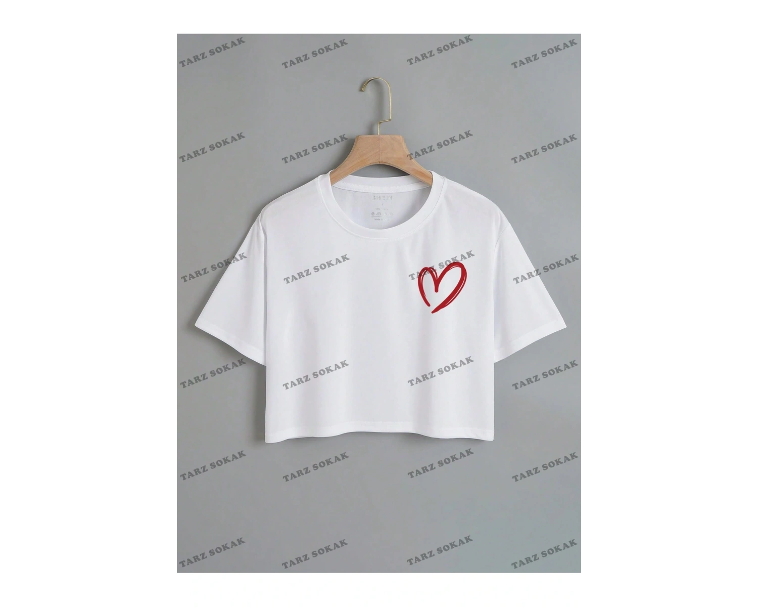 Crop CKOD-232913 Kalp Desenli Kısa