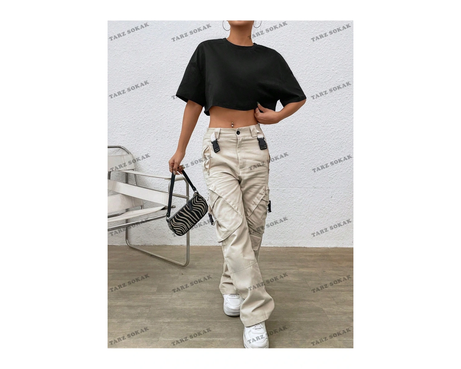 Crop CKOD-232913 Katı Düşük Omuz Kısa