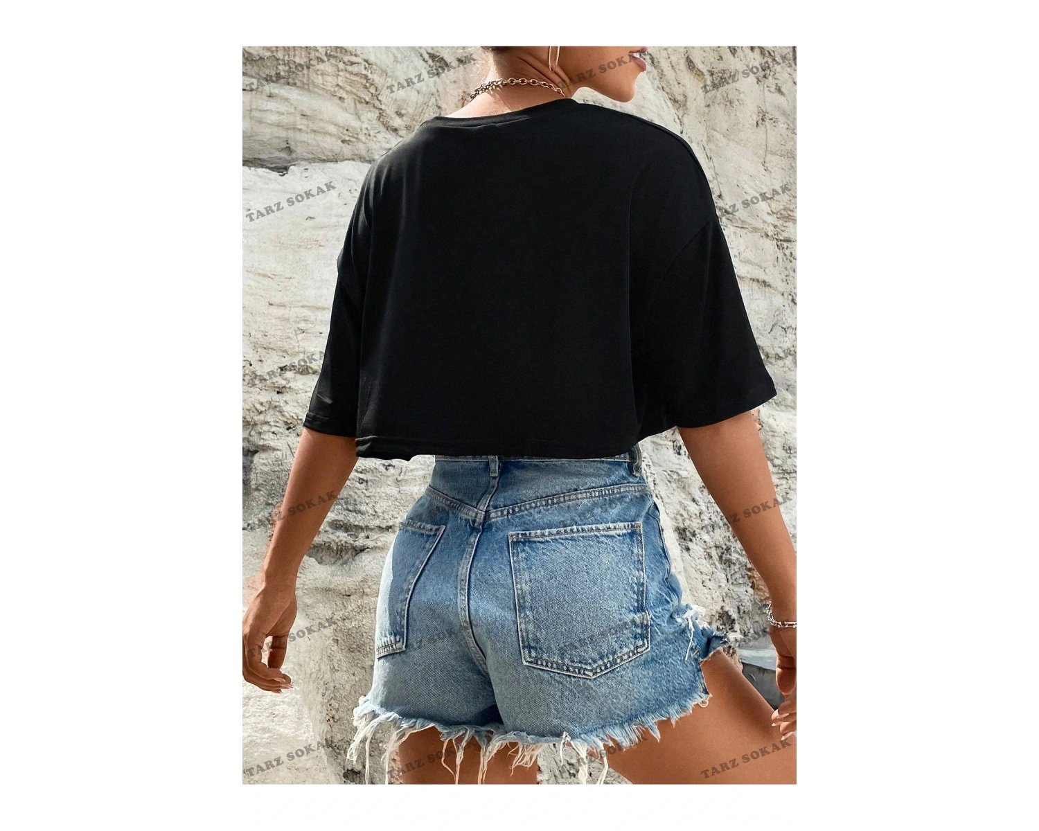 Crop CKOD-232913 Wings & Letter Grafikli Düşük Omuz Kısa