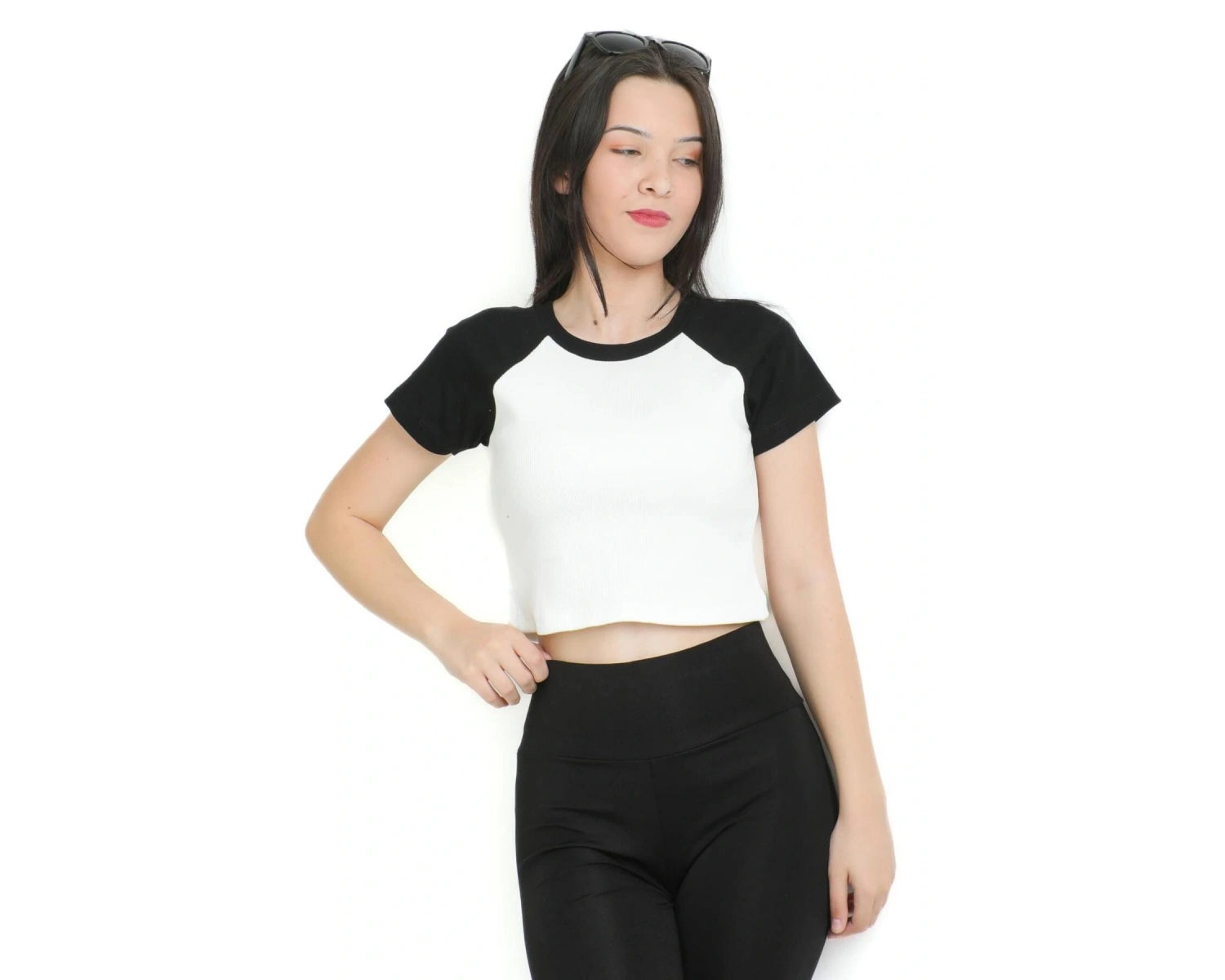 Crop yaka patlı reglan kol