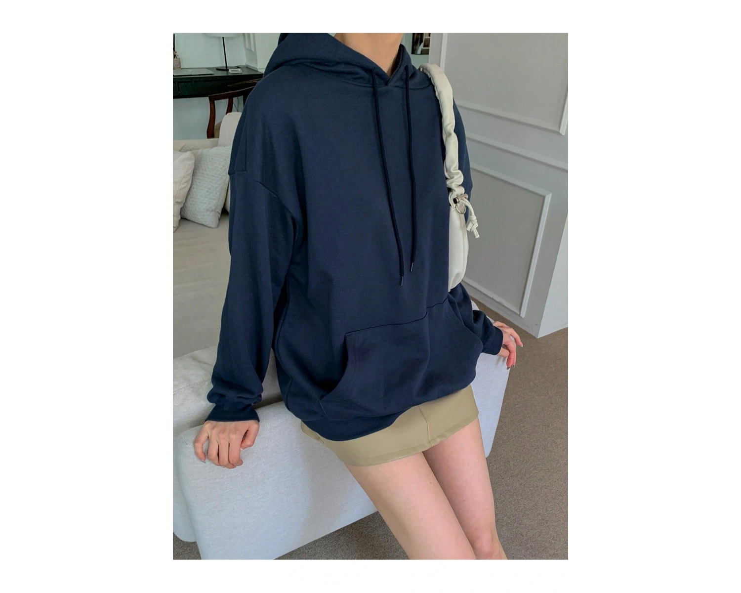 Dazy Star Sloganlı ve Kelebek Baskılı Düşük Omuzlu Kapüşonlu Üst MAVİRENK