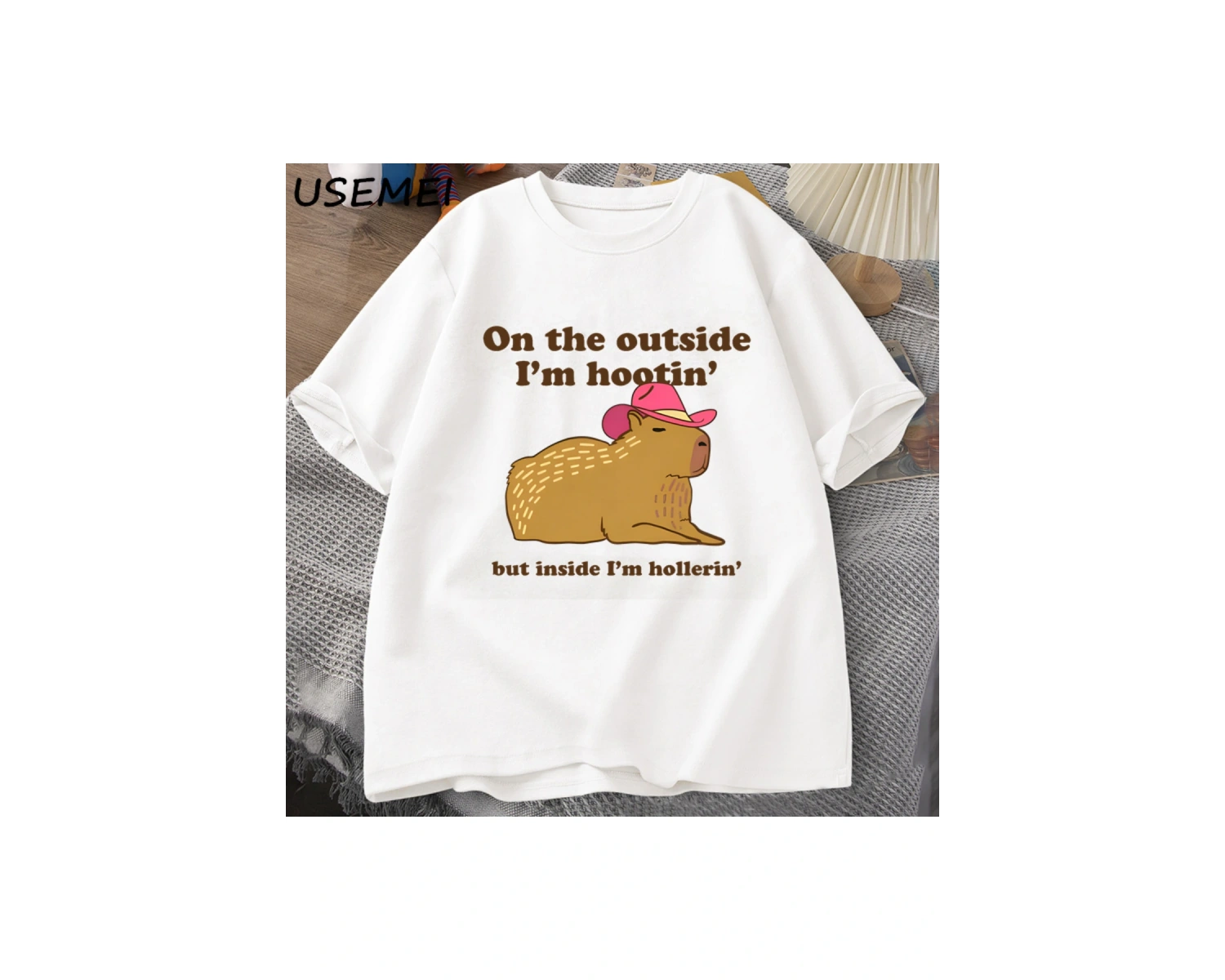 Dışarıda ben Hootin Capybara tişörtleri adam batı T-Shirt kovboy Cowgirl komik Me 3074